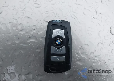 2011 BMW 528I из США, поврежденный, VIN WBAFR1C53BC745465